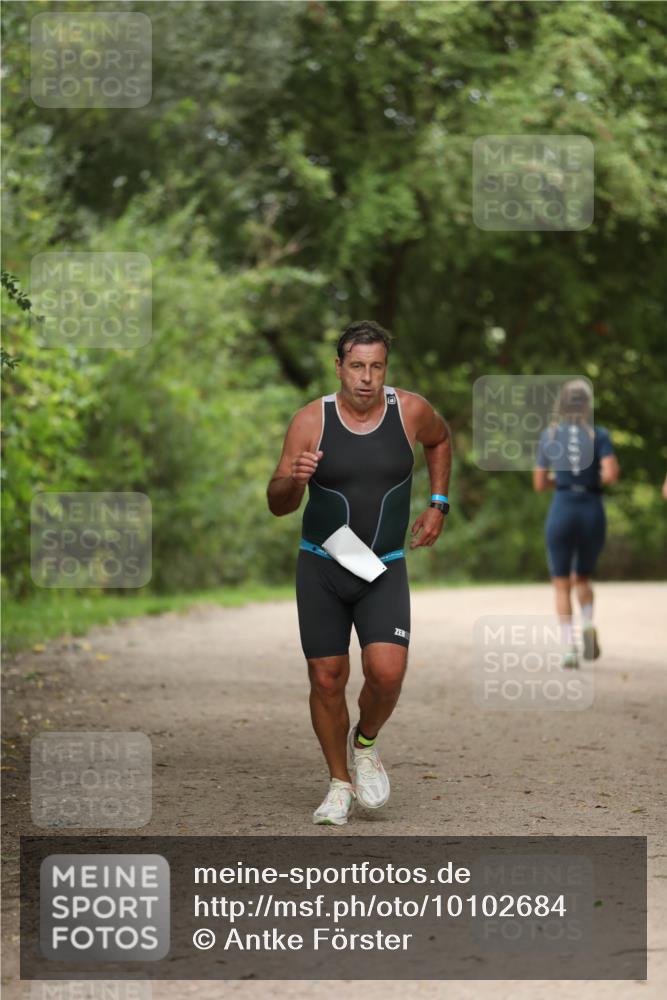 30.08.2026 - Elbe Triathlon Hamburg Antke Förster http://msf.ph/oto/10102684 30.08.2026 11:28:50 Laufen  meine-sportfotos.de