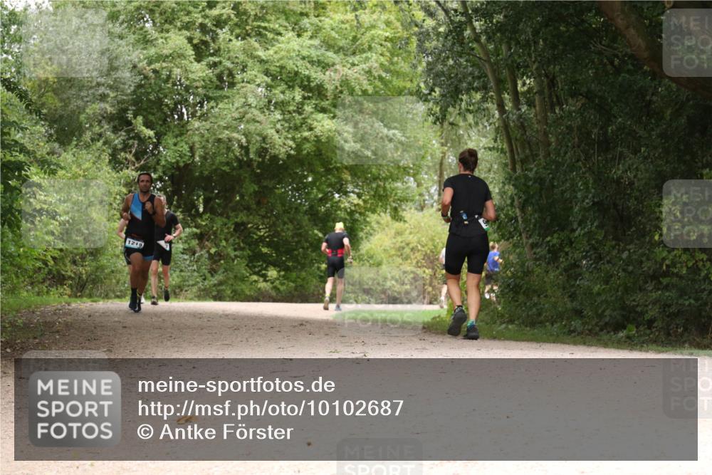 30.08.2026 - Elbe Triathlon Hamburg Antke Förster http://msf.ph/oto/10102687 30.08.2026 11:32:49 Laufen 1219 meine-sportfotos.de