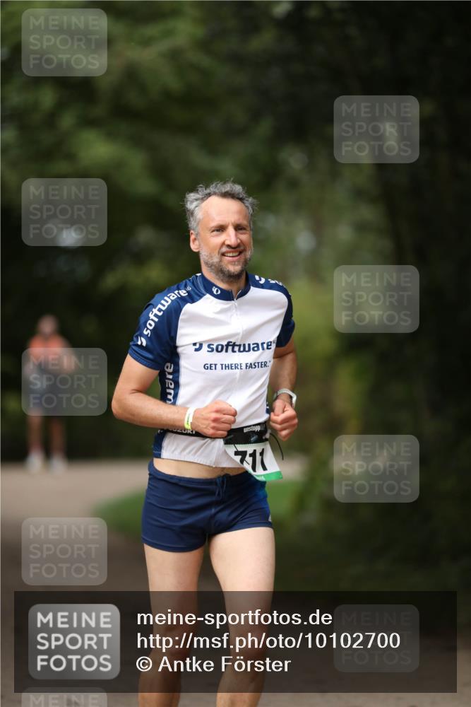 30.08.2026 - Elbe Triathlon Hamburg Antke Förster http://msf.ph/oto/10102700 30.08.2026 11:29:08 Laufen 60, 711 meine-sportfotos.de