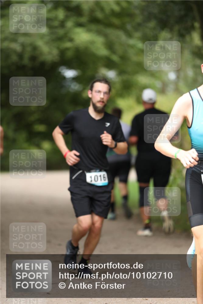 30.08.2026 - Elbe Triathlon Hamburg Antke Förster http://msf.ph/oto/10102710 30.08.2026 11:29:12 Laufen 1016 meine-sportfotos.de