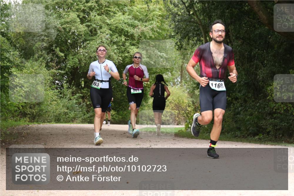 30.08.2026 - Elbe Triathlon Hamburg Antke Förster http://msf.ph/oto/10102723 30.08.2026 11:33:22 Laufen 893, 961, 1168 meine-sportfotos.de