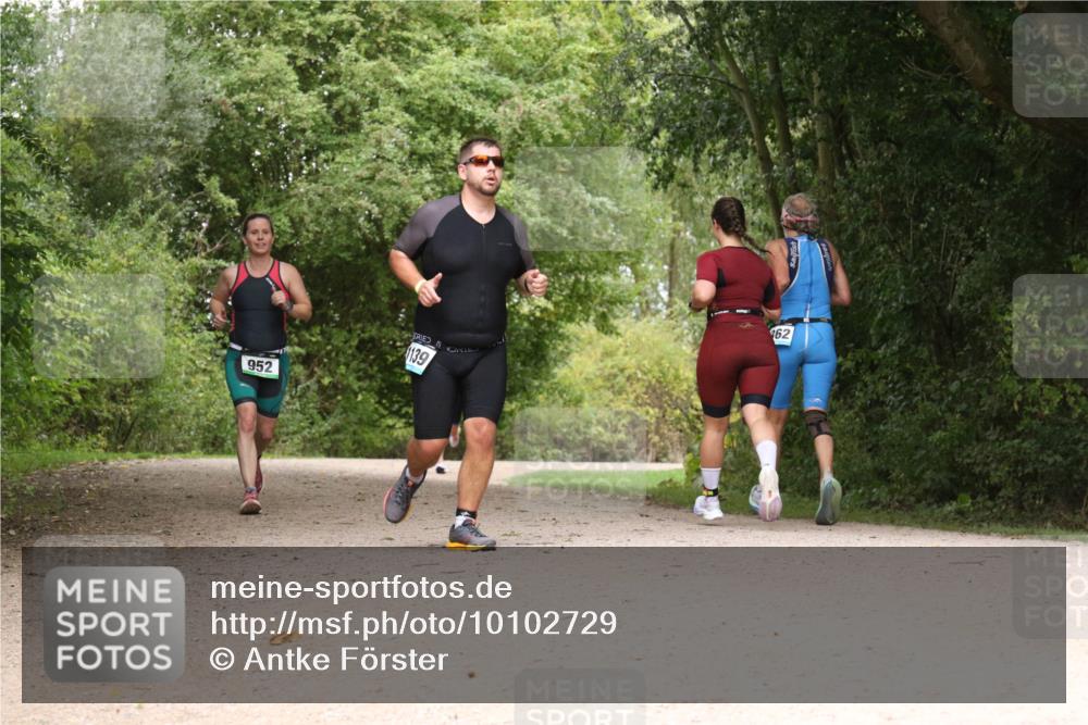 30.08.2026 - Elbe Triathlon Hamburg Antke Förster http://msf.ph/oto/10102729 30.08.2026 11:33:40 Laufen 952, 139, 62 meine-sportfotos.de