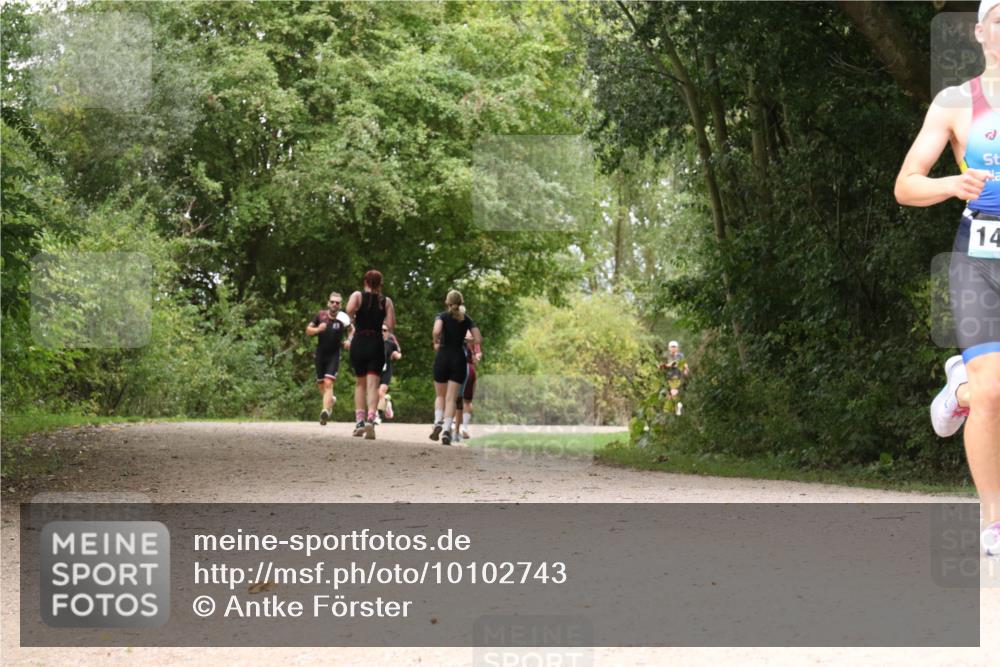 30.08.2026 - Elbe Triathlon Hamburg Antke Förster http://msf.ph/oto/10102743 30.08.2026 11:33:49 Laufen 14 meine-sportfotos.de