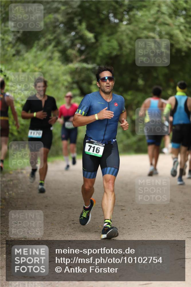 30.08.2026 - Elbe Triathlon Hamburg Antke Förster http://msf.ph/oto/10102754 30.08.2026 11:29:41 Laufen 1170, 716 meine-sportfotos.de
