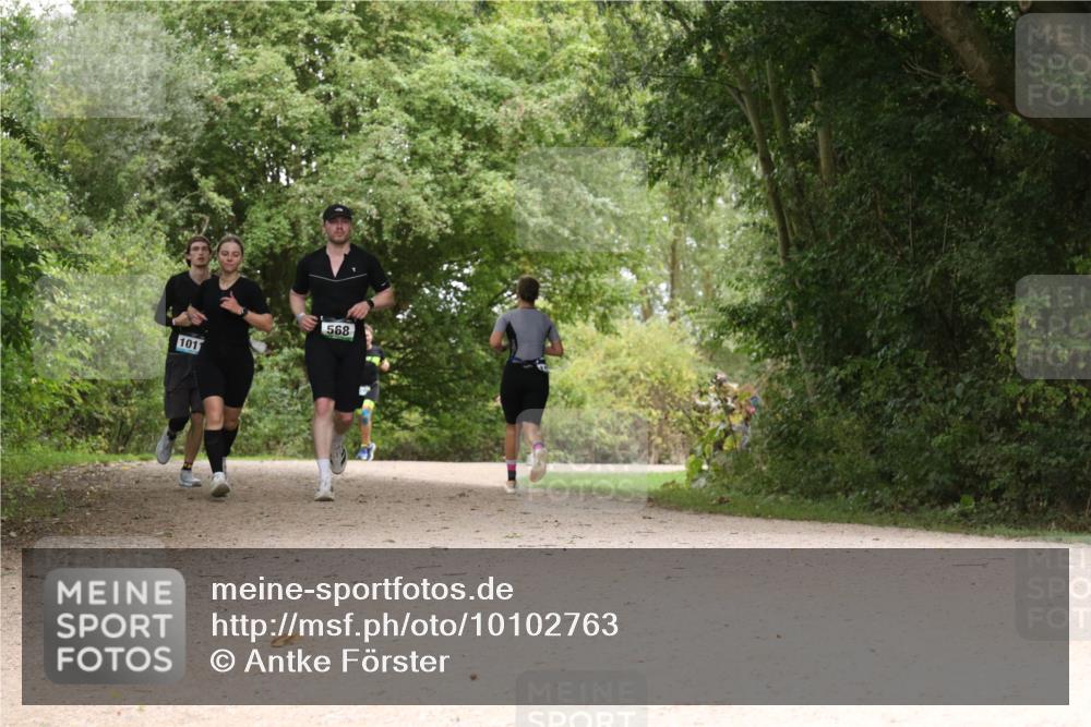 30.08.2026 - Elbe Triathlon Hamburg Antke Förster http://msf.ph/oto/10102763 30.08.2026 11:34:12 Laufen 1011, 568 meine-sportfotos.de