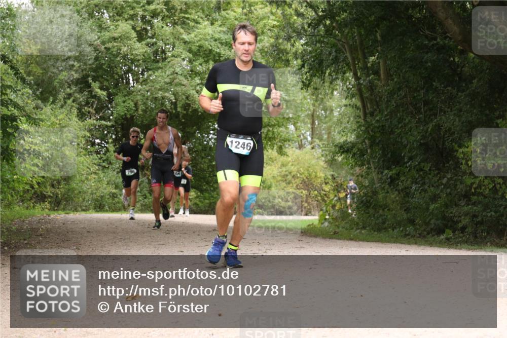 30.08.2026 - Elbe Triathlon Hamburg Antke Förster http://msf.ph/oto/10102781 30.08.2026 11:34:23 Laufen 796, 1246 meine-sportfotos.de