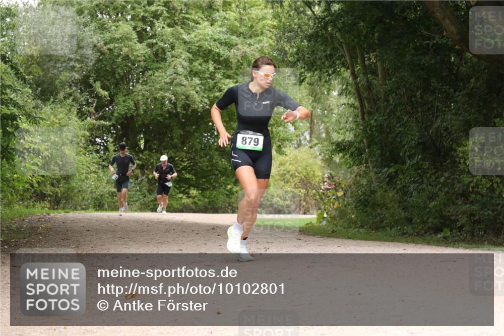 30.08.2026 - Elbe Triathlon Hamburg Antke Förster http://msf.ph/oto/10102801 30.08.2026 11:34:33 Laufen 879 meine-sportfotos.de