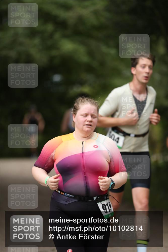 30.08.2026 - Elbe Triathlon Hamburg Antke Förster http://msf.ph/oto/10102814 30.08.2026 11:30:08 Laufen 70, 3, 504, 919 meine-sportfotos.de
