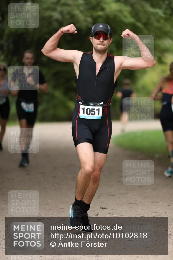 30.08.2026 - Elbe Triathlon Hamburg Antke Förster http://msf.ph/oto/10102818 30.08.2026 11:30:18 Laufen 1051 meine-sportfotos.de