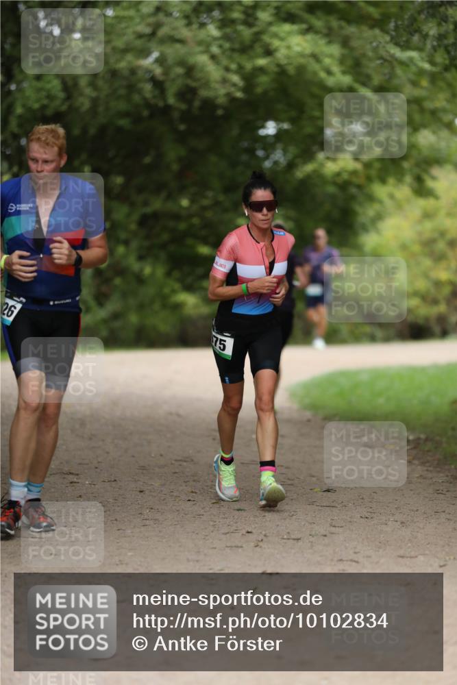 30.08.2026 - Elbe Triathlon Hamburg Antke Förster http://msf.ph/oto/10102834 30.08.2026 11:30:35 Laufen 26, 75 meine-sportfotos.de