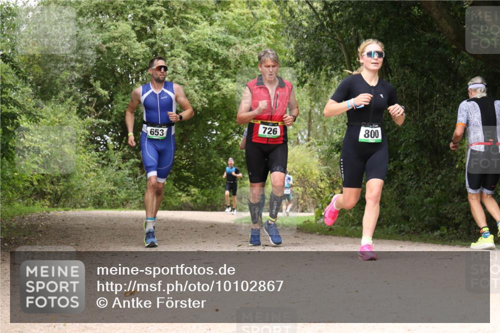 30.08.2026 - Elbe Triathlon Hamburg Antke Förster http://msf.ph/oto/10102867 30.08.2026 11:35:12 Laufen 726, 800, 653 meine-sportfotos.de