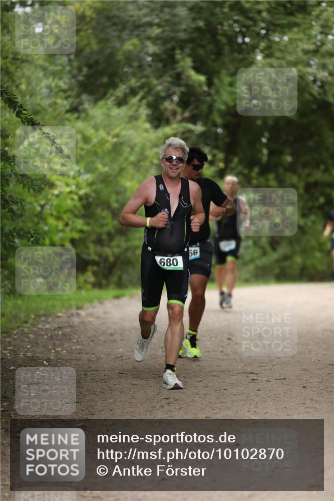 30.08.2026 - Elbe Triathlon Hamburg Antke Förster http://msf.ph/oto/10102870 30.08.2026 11:31:08 Laufen 680, 66 meine-sportfotos.de