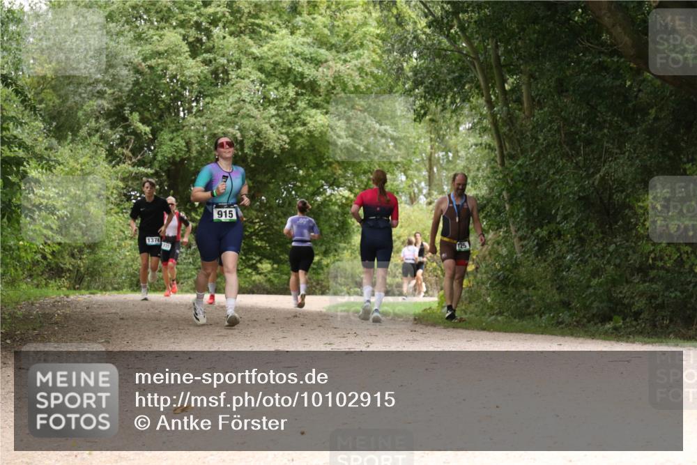 30.08.2026 - Elbe Triathlon Hamburg Antke Förster http://msf.ph/oto/10102915 30.08.2026 11:35:46 Laufen 1374, 915 meine-sportfotos.de