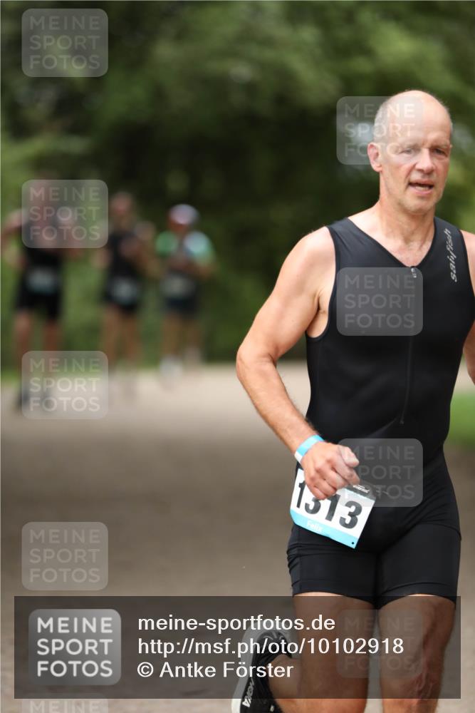 30.08.2026 - Elbe Triathlon Hamburg Antke Förster http://msf.ph/oto/10102918 30.08.2026 11:31:31 Laufen 1313 meine-sportfotos.de