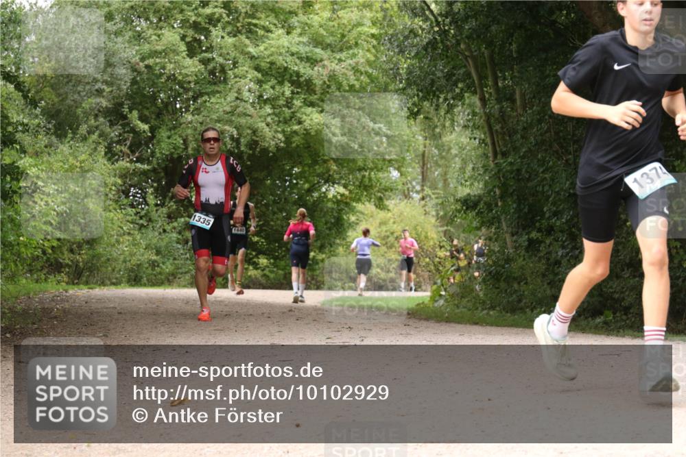 30.08.2026 - Elbe Triathlon Hamburg Antke Förster http://msf.ph/oto/10102929 30.08.2026 11:35:52 Laufen 1335, 1440, 1374 meine-sportfotos.de