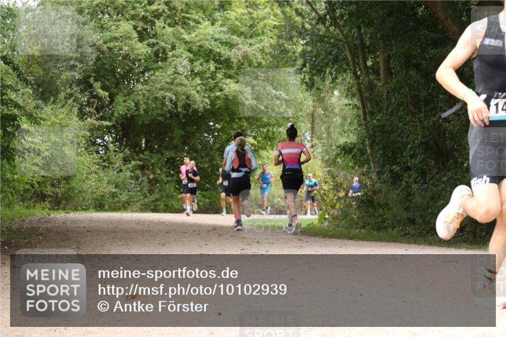 30.08.2026 - Elbe Triathlon Hamburg Antke Förster http://msf.ph/oto/10102939 30.08.2026 11:35:58 Laufen 14 meine-sportfotos.de