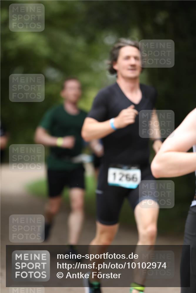 30.08.2026 - Elbe Triathlon Hamburg Antke Förster http://msf.ph/oto/10102974 30.08.2026 11:32:25 Laufen 1266 meine-sportfotos.de