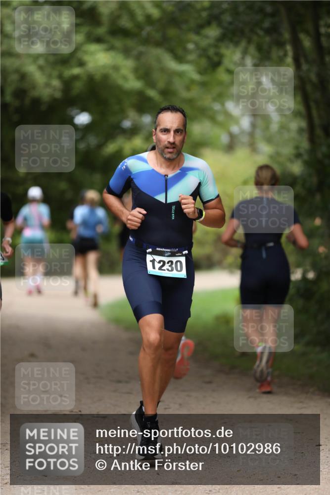 30.08.2026 - Elbe Triathlon Hamburg Antke Förster http://msf.ph/oto/10102986 30.08.2026 11:32:30 Laufen 1230 meine-sportfotos.de