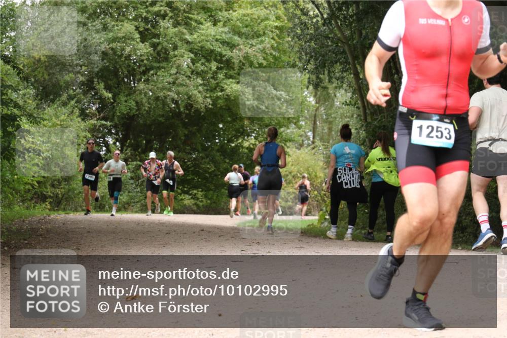 30.08.2026 - Elbe Triathlon Hamburg Antke Förster http://msf.ph/oto/10102995 30.08.2026 11:36:30 Laufen 1205, 1253 meine-sportfotos.de