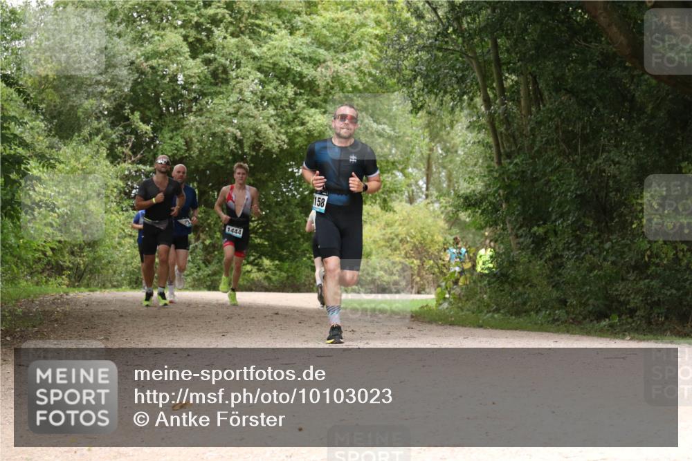 30.08.2026 - Elbe Triathlon Hamburg Antke Förster http://msf.ph/oto/10103023 30.08.2026 11:36:51 Laufen 1444, 158 meine-sportfotos.de
