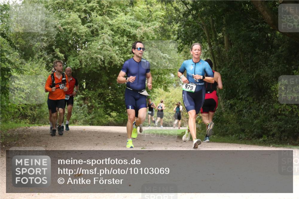 30.08.2026 - Elbe Triathlon Hamburg Antke Förster http://msf.ph/oto/10103069 30.08.2026 11:37:26 Laufen 114, 68, 979 meine-sportfotos.de