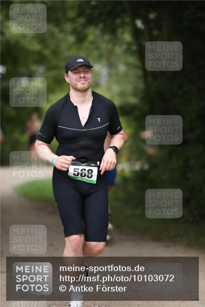 30.08.2026 - Elbe Triathlon Hamburg Antke Förster http://msf.ph/oto/10103072 30.08.2026 11:34:15 Laufen 568 meine-sportfotos.de