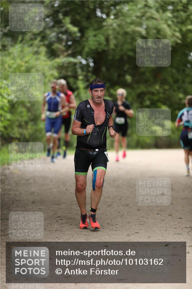 30.08.2026 - Elbe Triathlon Hamburg Antke Förster http://msf.ph/oto/10103162 30.08.2026 11:35:05 Laufen  meine-sportfotos.de