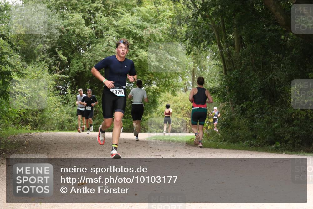 30.08.2026 - Elbe Triathlon Hamburg Antke Förster http://msf.ph/oto/10103177 30.08.2026 11:38:49 Laufen 1278, 375 meine-sportfotos.de