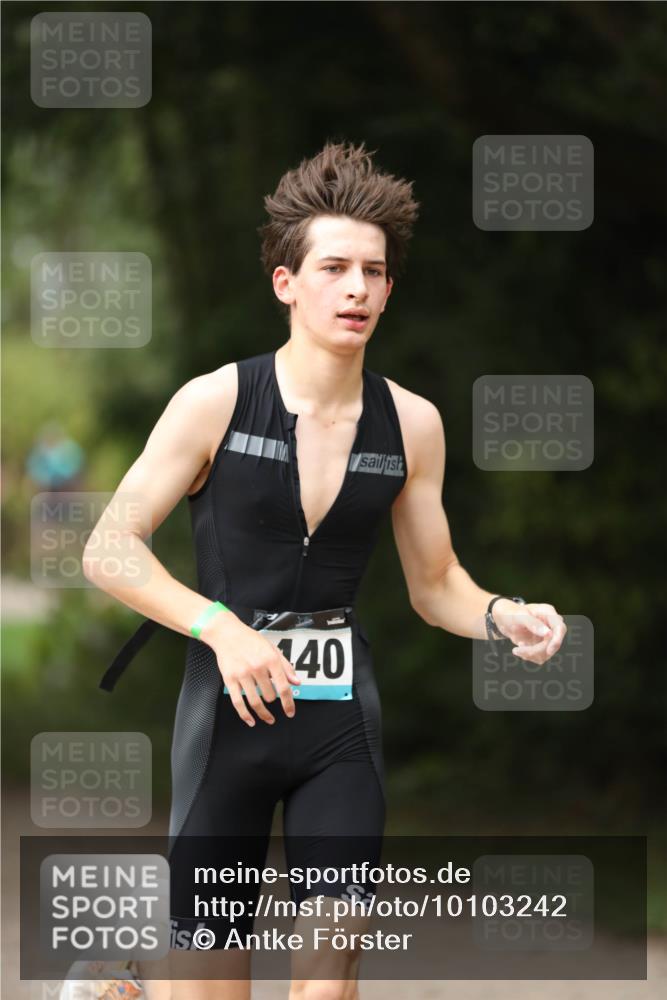 30.08.2026 - Elbe Triathlon Hamburg Antke Förster http://msf.ph/oto/10103242 30.08.2026 11:35:58 Laufen 40 meine-sportfotos.de