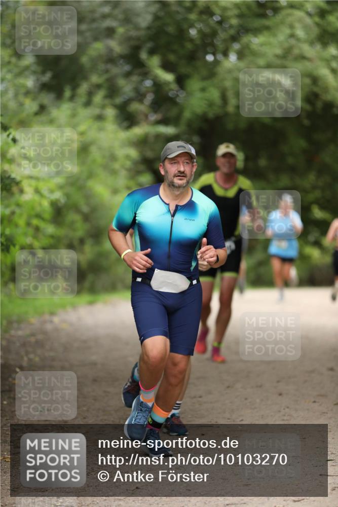 30.08.2026 - Elbe Triathlon Hamburg Antke Förster http://msf.ph/oto/10103270 30.08.2026 11:36:16 Laufen  meine-sportfotos.de