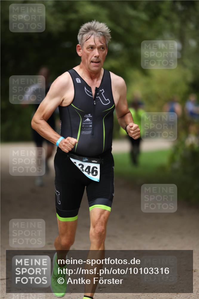30.08.2026 - Elbe Triathlon Hamburg Antke Förster http://msf.ph/oto/10103316 30.08.2026 11:36:41 Laufen 346 meine-sportfotos.de