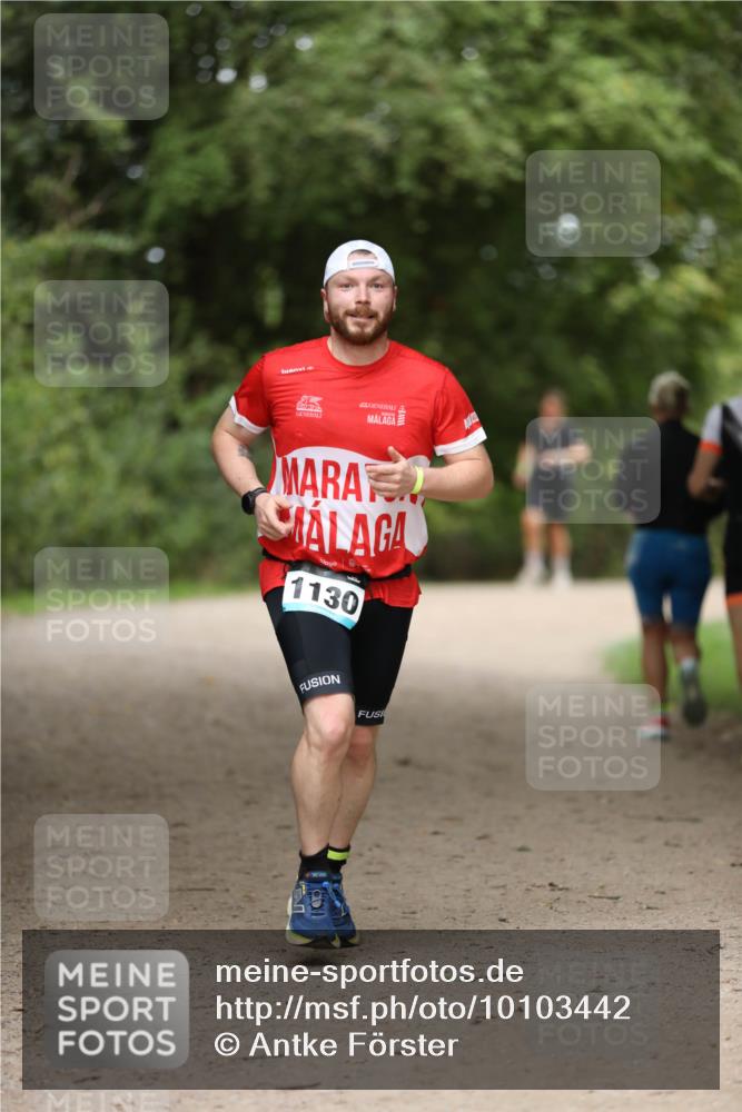 30.08.2026 - Elbe Triathlon Hamburg Antke Förster http://msf.ph/oto/10103442 30.08.2026 11:38:10 Laufen 1130 meine-sportfotos.de