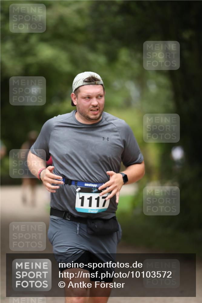 30.08.2026 - Elbe Triathlon Hamburg Antke Förster http://msf.ph/oto/10103572 30.08.2026 11:40:00 Laufen 1117 meine-sportfotos.de
