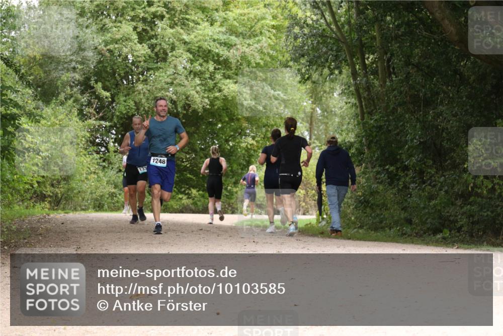 30.08.2026 - Elbe Triathlon Hamburg Antke Förster http://msf.ph/oto/10103585 30.08.2026 11:43:15 Laufen 1248, 133 meine-sportfotos.de