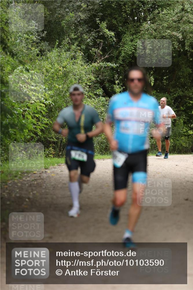 30.08.2026 - Elbe Triathlon Hamburg Antke Förster http://msf.ph/oto/10103590 30.08.2026 11:40:09 Laufen  meine-sportfotos.de