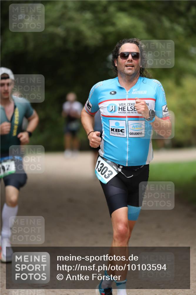 30.08.2026 - Elbe Triathlon Hamburg Antke Förster http://msf.ph/oto/10103594 30.08.2026 11:40:10 Laufen 792, 1303 meine-sportfotos.de