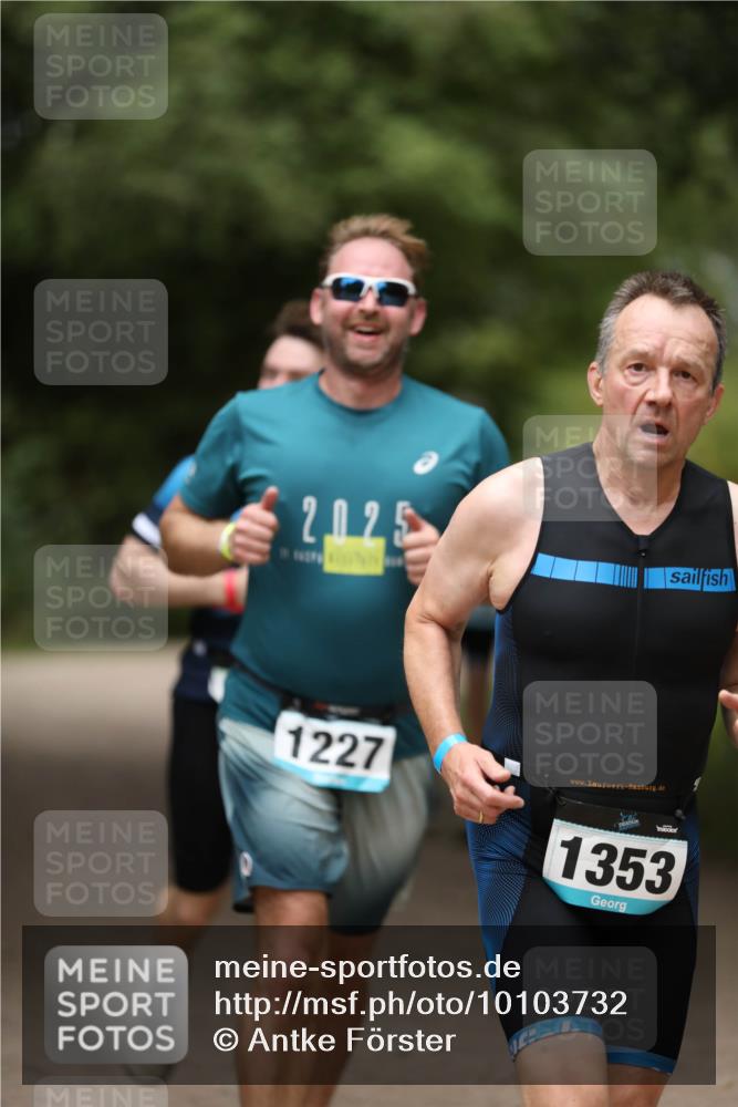 30.08.2026 - Elbe Triathlon Hamburg Antke Förster http://msf.ph/oto/10103732 30.08.2026 11:41:21 Laufen 2025, 1227, 1353 meine-sportfotos.de
