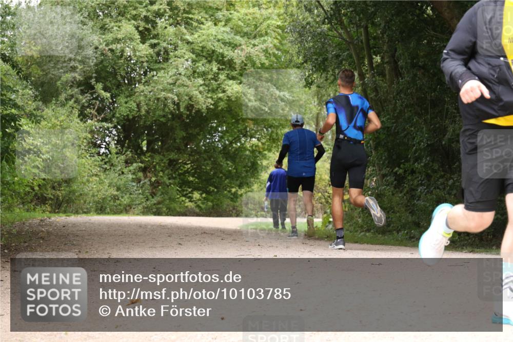 30.08.2026 - Elbe Triathlon Hamburg Antke Förster http://msf.ph/oto/10103785 30.08.2026 11:46:22 Laufen  meine-sportfotos.de