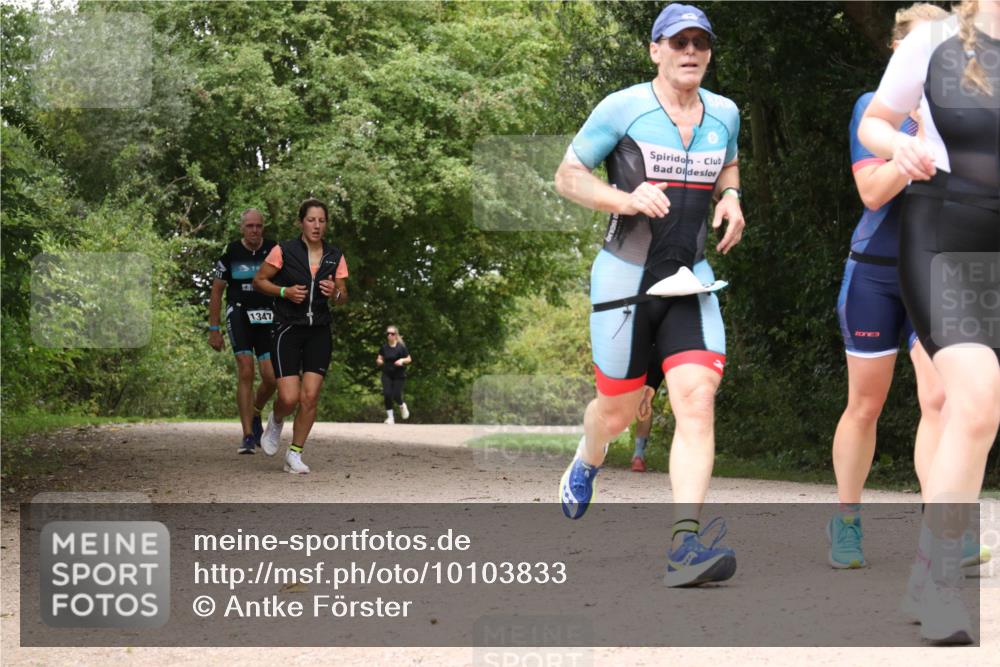 30.08.2026 - Elbe Triathlon Hamburg Antke Förster http://msf.ph/oto/10103833 30.08.2026 11:47:12 Laufen 1347 meine-sportfotos.de