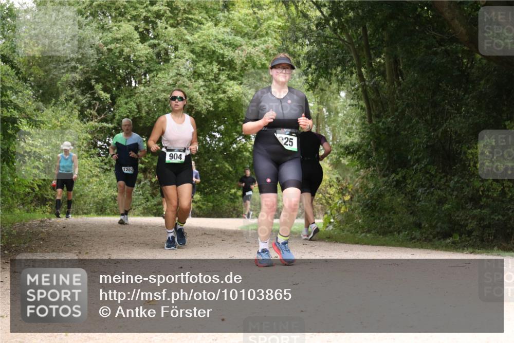 30.08.2026 - Elbe Triathlon Hamburg Antke Förster http://msf.ph/oto/10103865 30.08.2026 11:47:37 Laufen 1282, 904, 25 meine-sportfotos.de