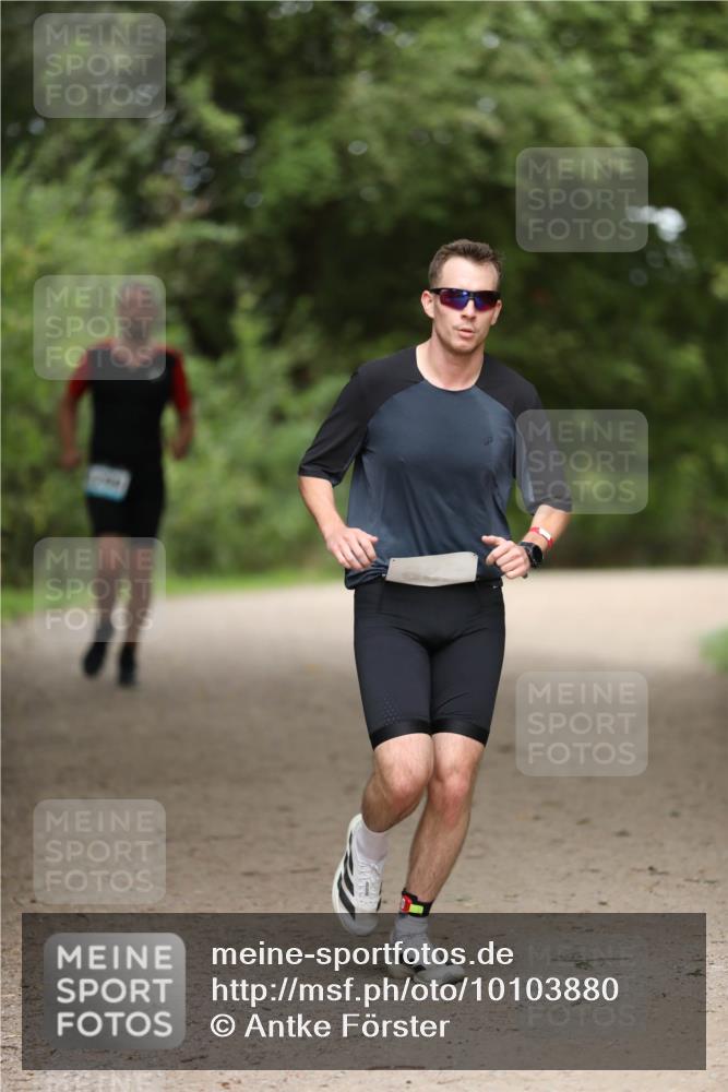 30.08.2026 - Elbe Triathlon Hamburg Antke Förster http://msf.ph/oto/10103880 30.08.2026 11:42:53 Laufen  meine-sportfotos.de