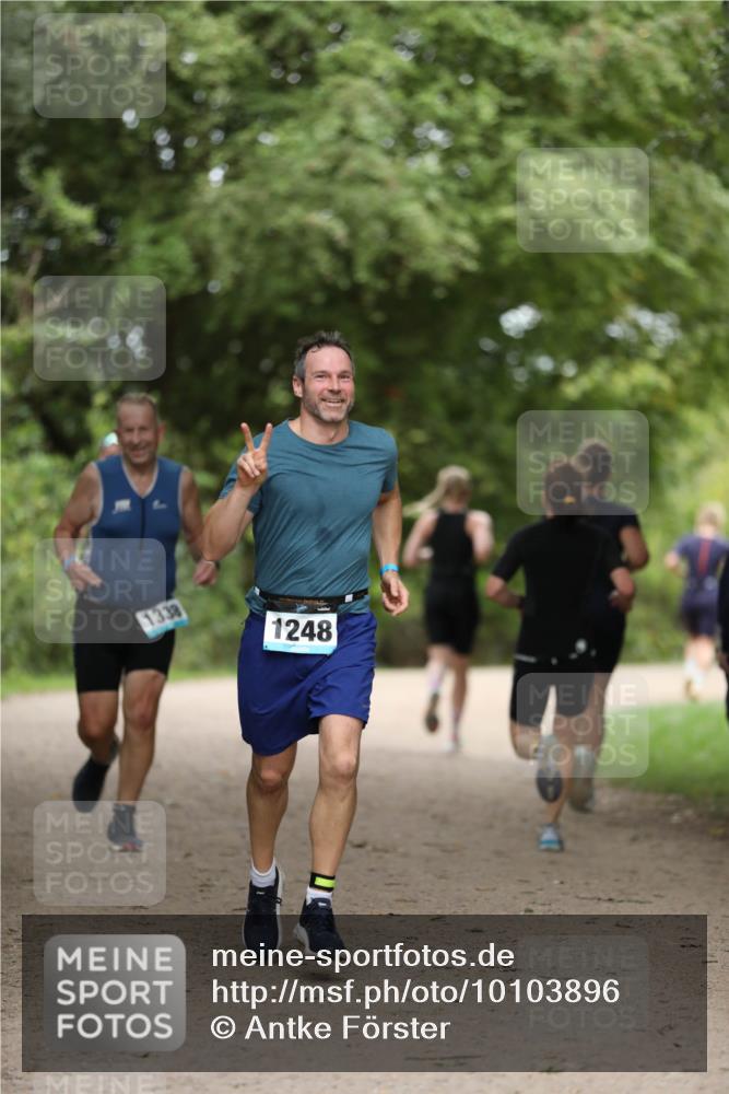 30.08.2026 - Elbe Triathlon Hamburg Antke Förster http://msf.ph/oto/10103896 30.08.2026 11:43:15 Laufen 1338, 1248 meine-sportfotos.de