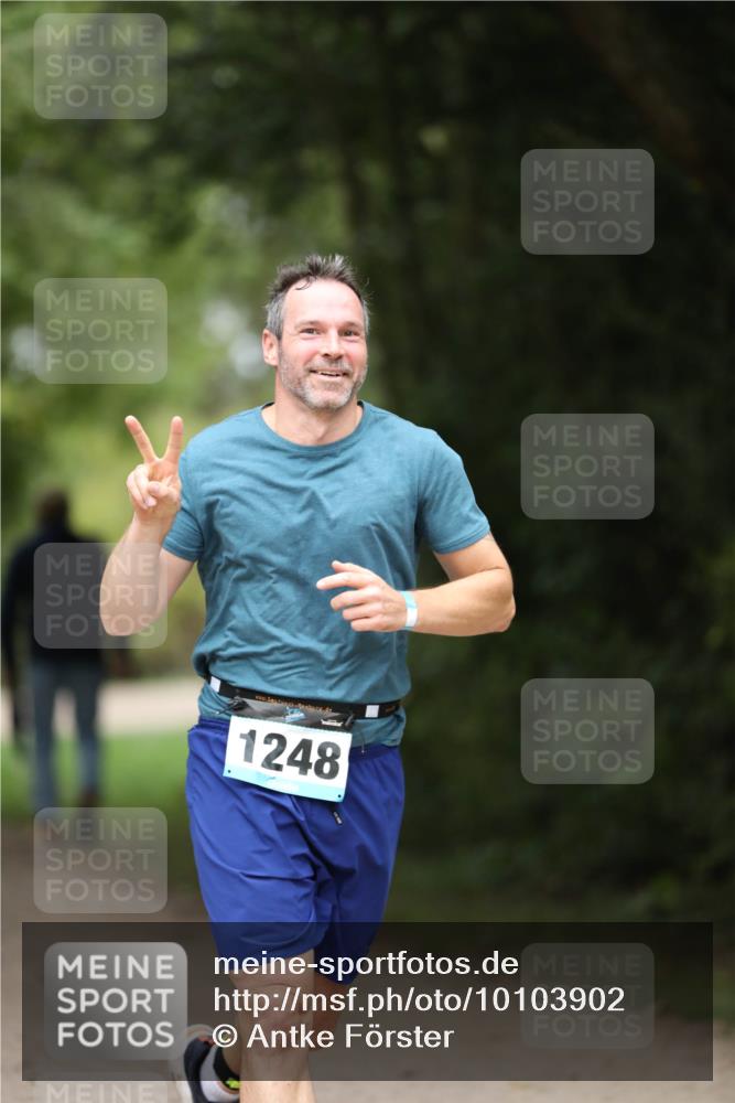 30.08.2026 - Elbe Triathlon Hamburg Antke Förster http://msf.ph/oto/10103902 30.08.2026 11:43:17 Laufen 1248 meine-sportfotos.de