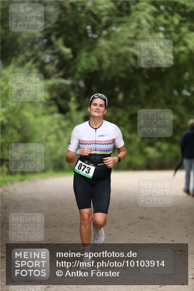 30.08.2026 - Elbe Triathlon Hamburg Antke Förster http://msf.ph/oto/10103914 30.08.2026 11:43:22 Laufen 873 meine-sportfotos.de