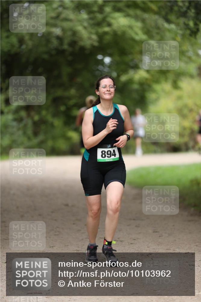 30.08.2026 - Elbe Triathlon Hamburg Antke Förster http://msf.ph/oto/10103962 30.08.2026 11:44:25 Laufen 894 meine-sportfotos.de