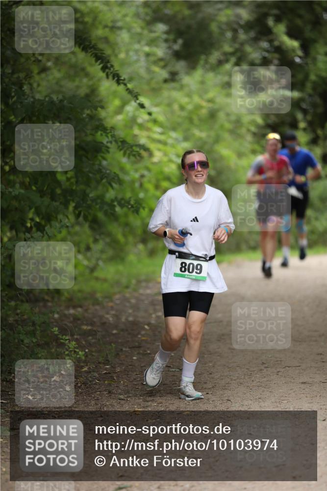 30.08.2026 - Elbe Triathlon Hamburg Antke Förster http://msf.ph/oto/10103974 30.08.2026 11:44:40 Laufen 809 meine-sportfotos.de