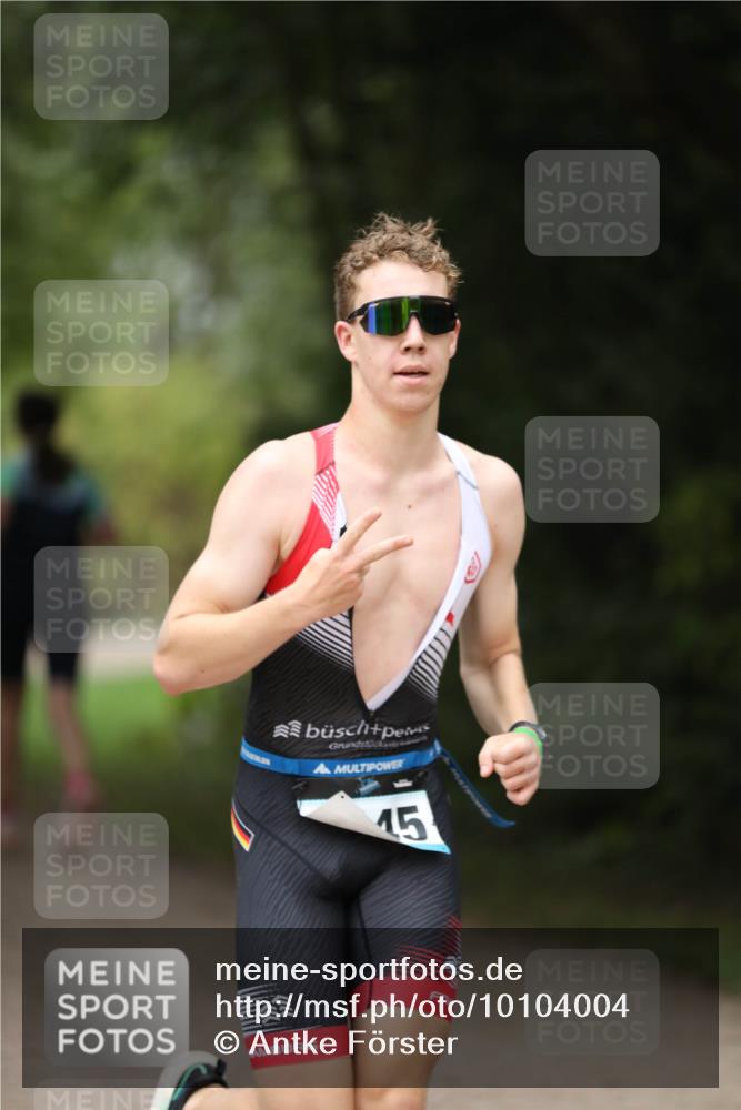 30.08.2026 - Elbe Triathlon Hamburg Antke Förster http://msf.ph/oto/10104004 30.08.2026 11:44:58 Laufen 15 meine-sportfotos.de
