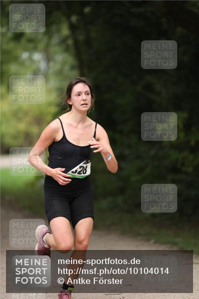 30.08.2026 - Elbe Triathlon Hamburg Antke Förster http://msf.ph/oto/10104014 30.08.2026 11:45:03 Laufen 26 meine-sportfotos.de