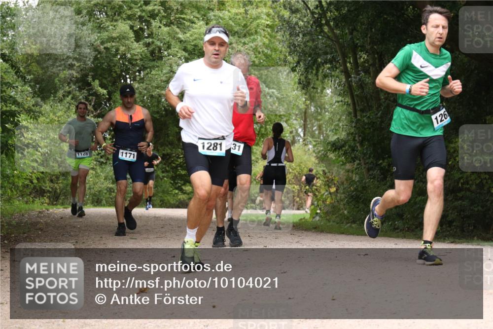 30.08.2026 - Elbe Triathlon Hamburg Antke Förster http://msf.ph/oto/10104021 30.08.2026 11:49:28 Laufen 1128, 1171, 1281, 31, 126 meine-sportfotos.de