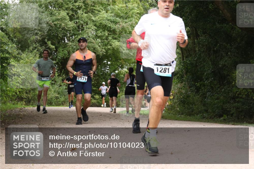 30.08.2026 - Elbe Triathlon Hamburg Antke Förster http://msf.ph/oto/10104023 30.08.2026 11:49:29 Laufen 1128, 1373, 1171, 1281 meine-sportfotos.de